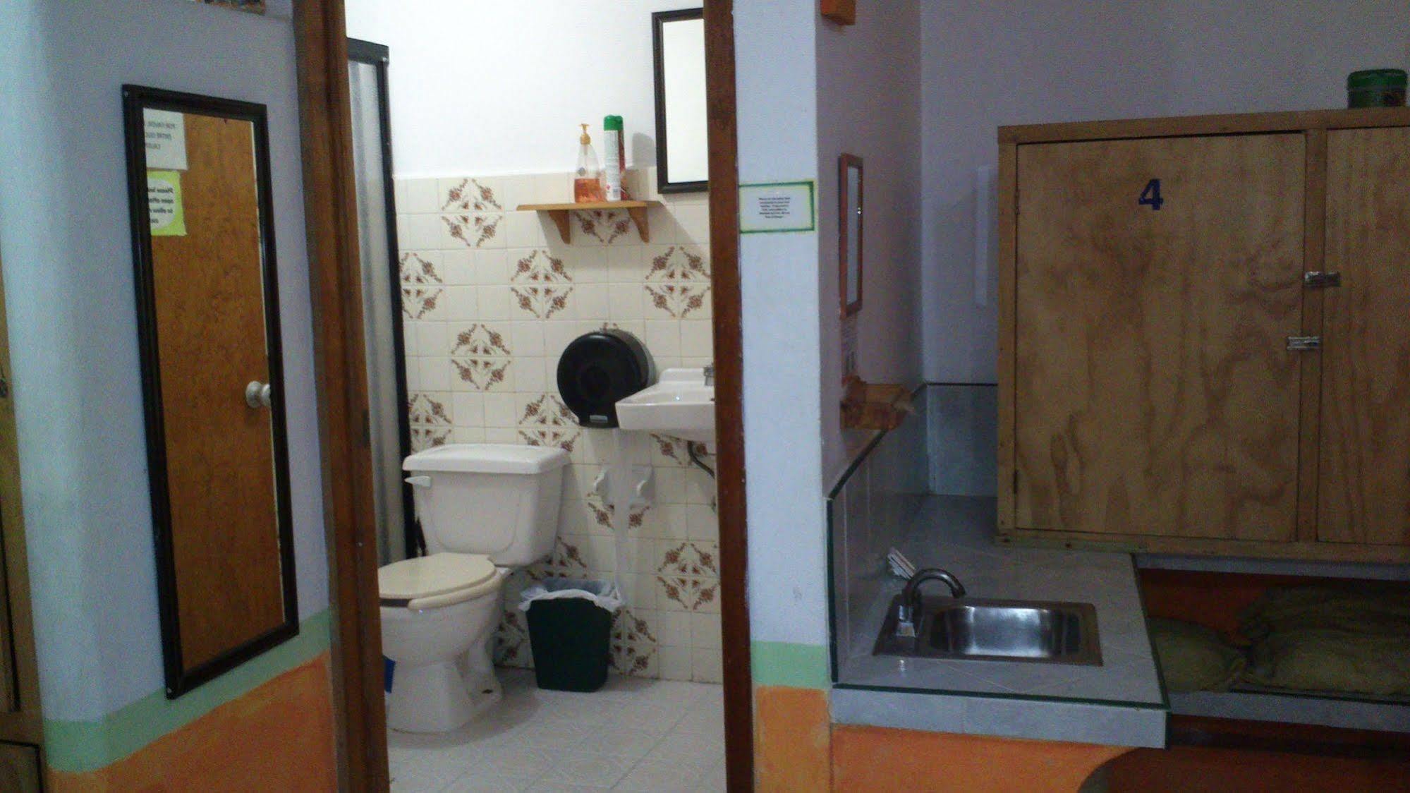 Amigos Hostel Cozumel Ngoại thất bức ảnh