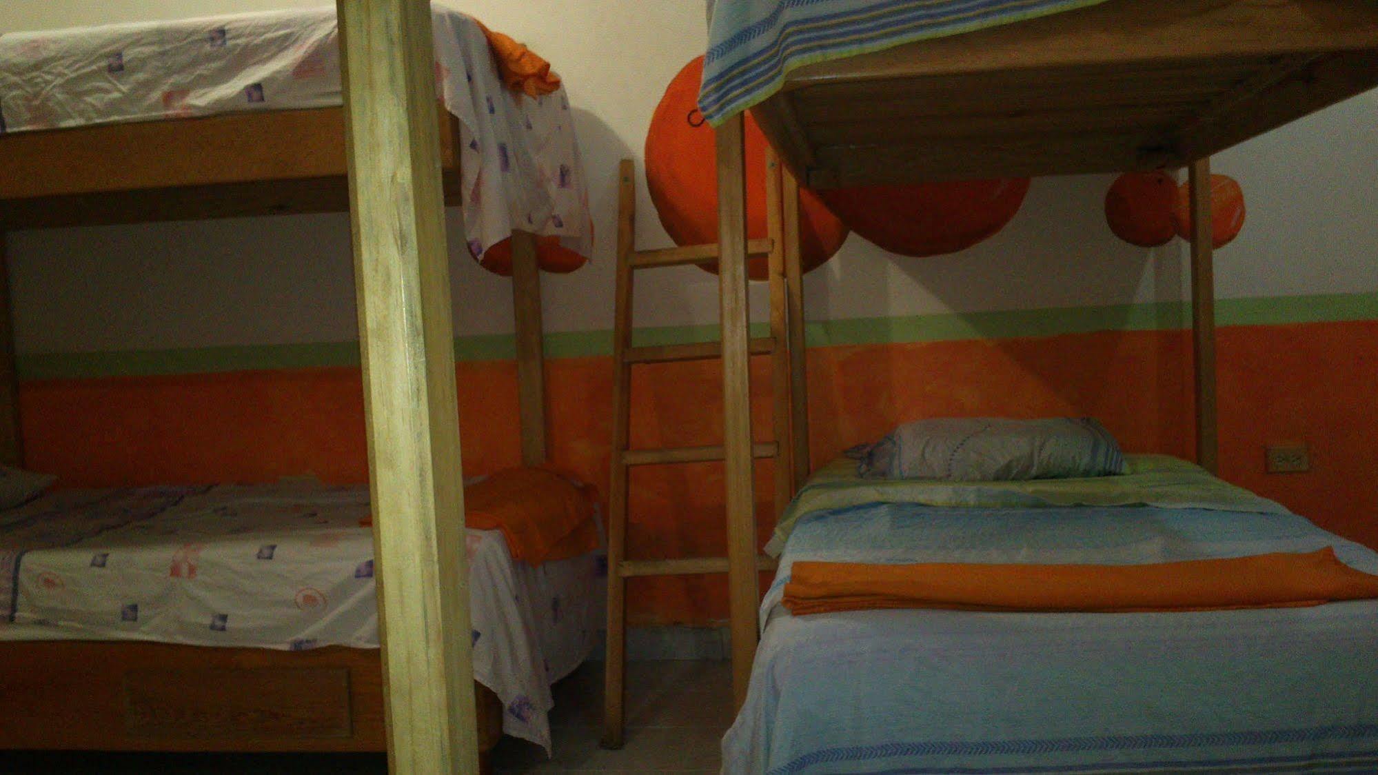 Amigos Hostel Cozumel Ngoại thất bức ảnh
