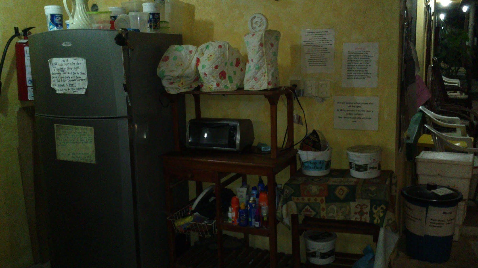 Amigos Hostel Cozumel Ngoại thất bức ảnh